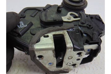 Cerradura puerta trasera izquierda, Toyota Corolla Verso (R1) 2.2 D-4D Luna 2008