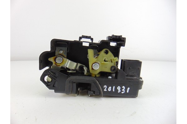 Cerradura puerta delantera derecha, Chevrolet Captiva 2.0 Vcdi Lt 2008