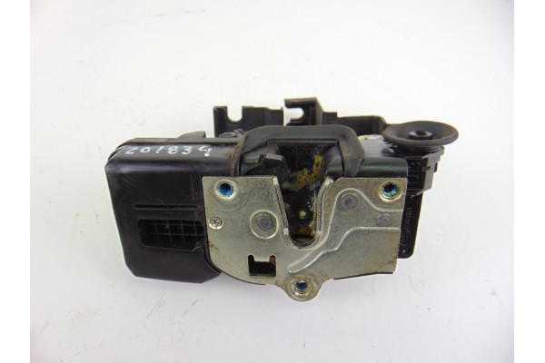 Cerradura puerta trasera izquierda, Chevrolet Captiva 2.0 Vcdi Lt 2008