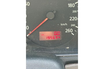 Audi A4 Berlina (B5) 2.4 2000 para piezas | Desguace Gandia SL