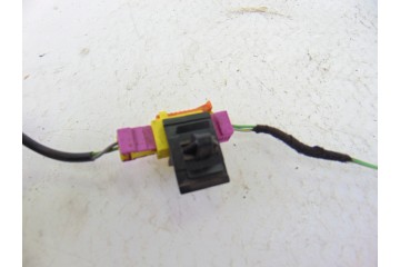 Pretensor airbag derecho, Opel Vectra C Berlina Comfort 2005, 13127948F