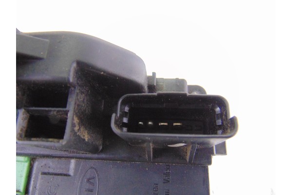 Cerradura puerta trasera derecha, Hyundai I30 (Fd) Classic 2008, 814202L000