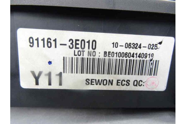 Caja reles / fusibles, Kia Sorento (Bl) 2.5 CRDi VGT EX1 2006, 91161-3E010