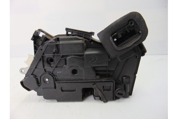 Cerradura puerta trasera derecha, Volkswagen Polo V (6R1) Advance 2012, 6R4839016