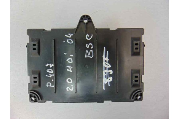 Caja reles / fusibles, S120017003H