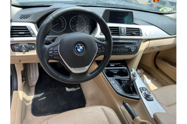 BMW Serie 3 Touring (F31) 318D 2014 para piezas | Desguace Gandia SL