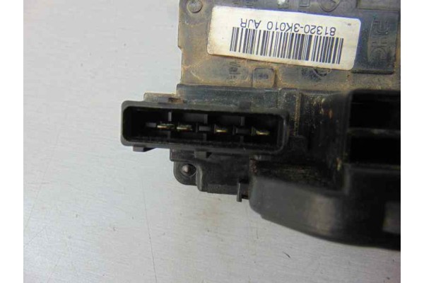 Cerradura puerta delantera derecha, Hyundai Sonata (Nf) 2.4 Style 2006, 813203K010