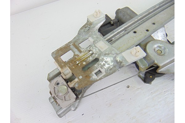 Elevalunas trasero derecho, Mercedes-benz Clase a (Bm 168) 160 (168.033) 2000