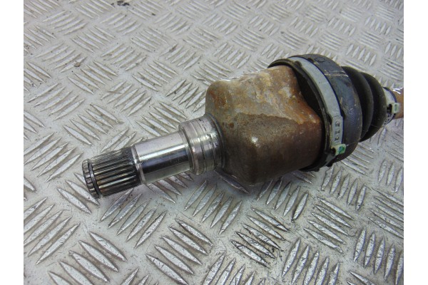 Transmision delantera izquierda, Ford Focus Berlina (CB4) Trend 2009, 3M51-3B437-DAF