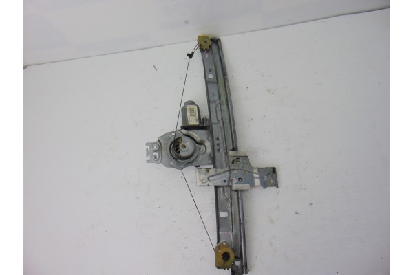 Elevalunas delantero derecho, Peugeot 207 X-Line 2007
