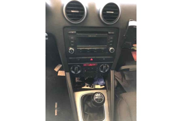 Audi A3 Sportback (8PA) 1.9 TDI Attraction 2009 para piezas | Desguace Gandia SL