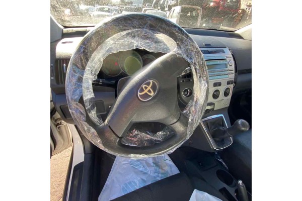 Toyota Corolla Verso (R1) 2.2 D-4D Luna 2008 para piezas | Desguace Gandia SL