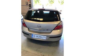 Opel Astra H Berlina Essentia 2005 para piezas | Desguace Gandia SL