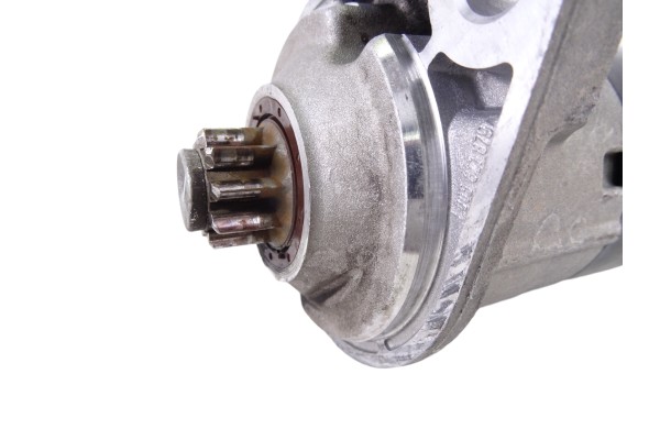 Motor arranque, Skoda Octavia Berlina (1U2) 1.6 GLX (74kW) 1998, 020911023F