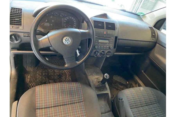 Volkswagen Polo IV (9N3) Advance 2009 para piezas | Desguace Gandia SL