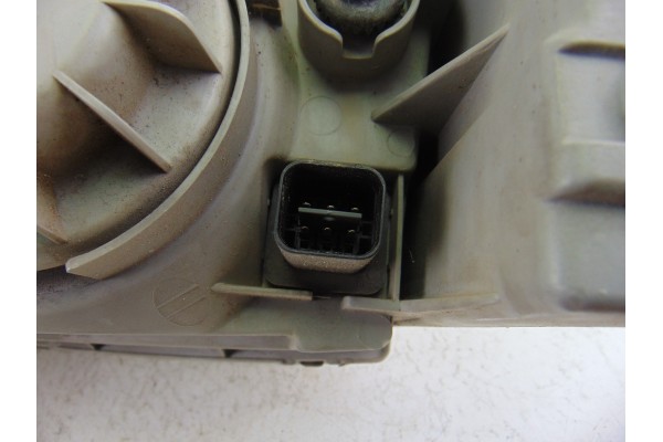 Faro derecho, Hyundai H-1 () H 1 Furg.caja cerr.c. quinta 2005