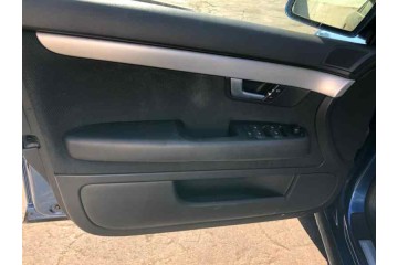 Audi A4 Berlina (8E) 2.0 TDI 16V 2005 para piezas | Desguace Gandia SL