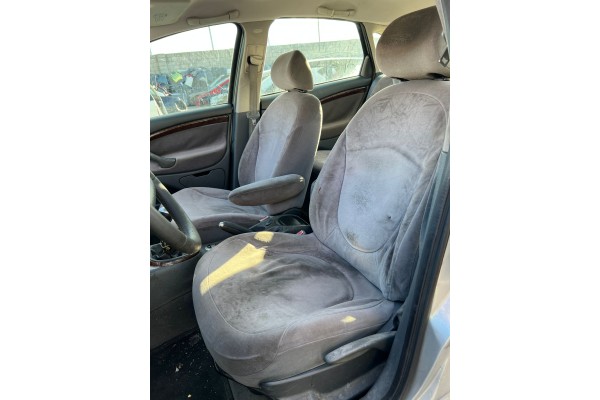Citroën C5 Berlina 2.0 HDI SX 2002 para piezas | Desguace Gandia SL