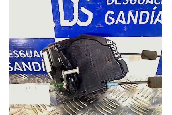 Cerradura puerta trasera derecha, Toyota RAV4 (A3) Executive 2006