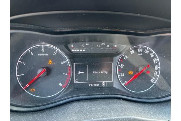 Opel Corsa e Selective 2017 para piezas | Desguace Gandia SL
