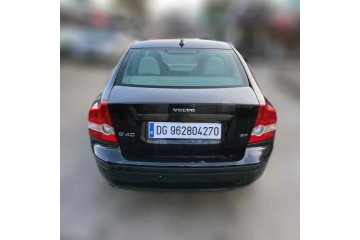 Volvo S40 Berlina 1.6 D Kinetic 2006 para piezas | Desguace Gandia SL
