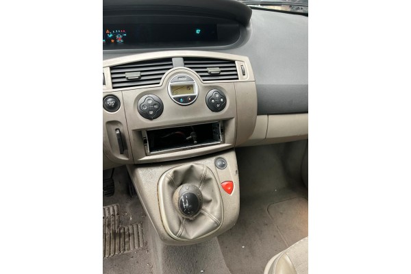 Renault Scenic II (JM) Authentique 2004 para piezas | Desguace Gandia SL