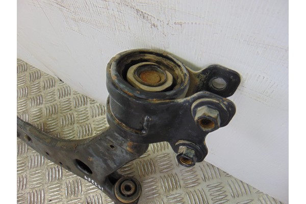 Brazo suspension inferior delantero derecho, Volvo V50 Familiar D4 Kinetic 2011