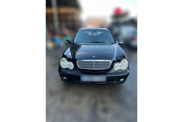 Mercedes-Benz Clase C (BM 203) Berlina 220 CDI (203.006) 2004 para piezas | Desguace Gandia SL