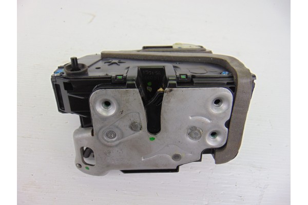 Cerradura puerta trasera derecha, Opel Astra K Berlina 5P Dynamic Start/Stop 2016, 13596956