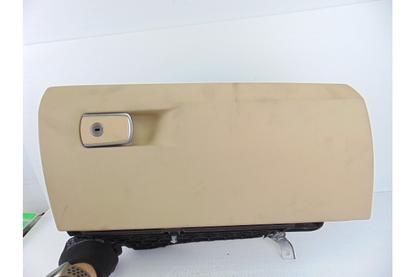 Guantera, Bmw Serie 3 Touring (F31) 318d 2014
