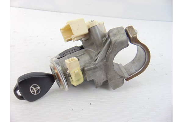 Antirrobo / llave contacto, Toyota RAV4 (A3) Executive 2006, 89783-42020