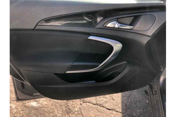 Opel Insignia Berlina Cosmo 2011 para piezas | Desguace Gandia SL