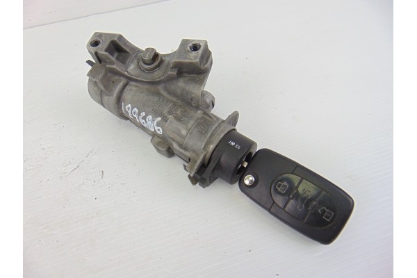 Antirrobo / llave contacto, Audi A6 Berlina (4B2) 2.8 Quattro 2000, 4B0905851B