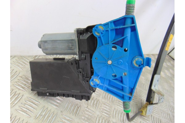 Elevalunas trasero derecho, Audi A4 Avant (8E) 2.7 Tdi (Dpf) 2008, 8E0959802E