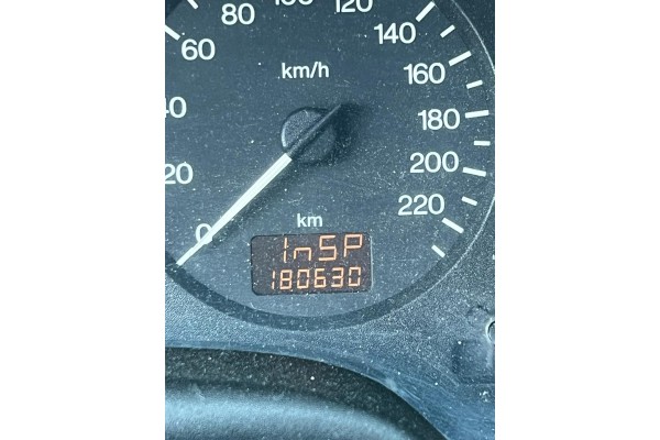 Opel Astra G Berlina Club 2000 para piezas | Desguace Gandia SL