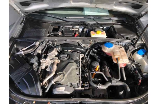 Audi A4 Berlina (8E) 2.0 TDI 16V 2007 para piezas | Desguace Gandia SL