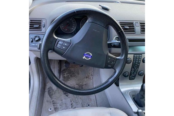 Volvo S40 Berlina 1.6 D Kinetic 2006 para piezas | Desguace Gandia SL