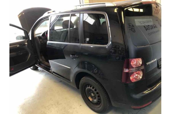 Volkswagen Touran (1T2) Highline 2008 para piezas | Desguace Gandia SL
