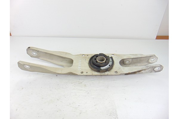 Brazo suspension inferior trasero derecho, Mercedes-benz Clase Cla (Bm 117) CLA 220 CDI 4Matic (117.305) 2015