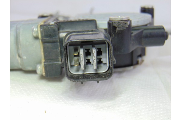Elevalunas trasero derecho, Subaru Forester (S12/SH) XS Classic 2010