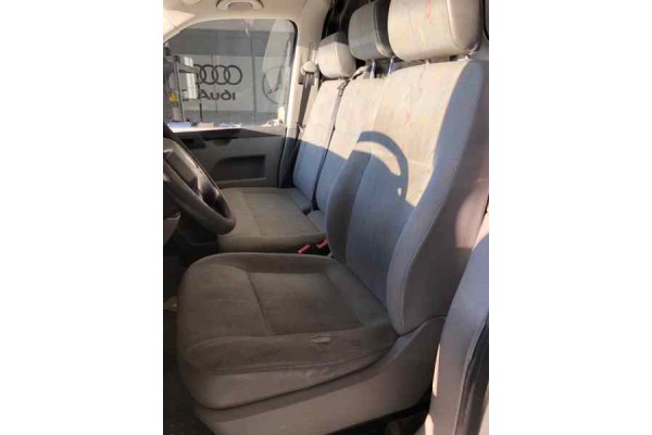 Volkswagen T5 Transporter Furgón/Combi (7H) Caja Cerrada Economy 2006 para piezas | Desguace Gandia SL