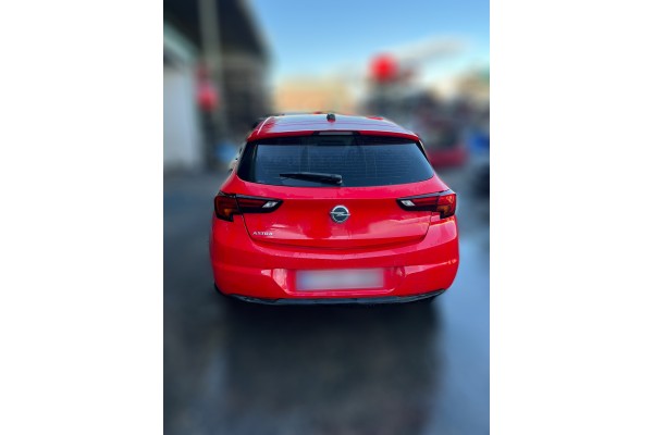 Opel Astra K Berlina 5P Dynamic Start/Stop 2016 para piezas | Desguace Gandia SL