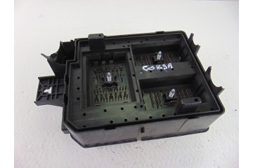 39068005 CAJA RELES / FUSIBLES OPEL CORSA E Selective 2017 39068005 204776 OPEL - 1