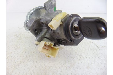 Antirrobo / llave contacto, Toyota Auris (E15) Luna 2008