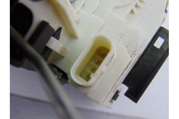 4 PIN CERRADURA PUERTA DELANTERA DERECHA MERCEDES-BENZ CLASE CLA (BM 117)