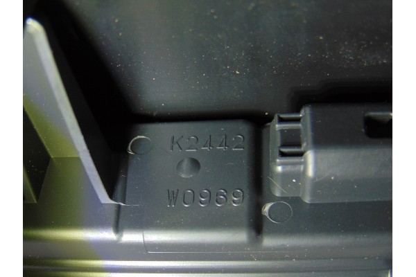 Luz central de freno, Mazda 3 Berlina / Sedán (Bm/bn) Luxury 2014, K2442