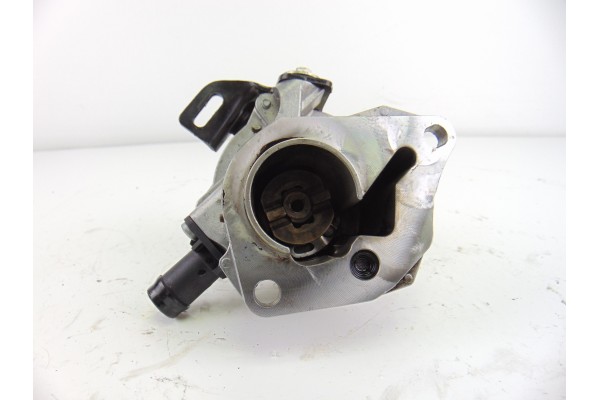 Depresor freno / bomba vacio, Mercedes-benz Clase a (Bm 176) A 180 CDI BlueEfficiency (176.012) 2014, 146505272R