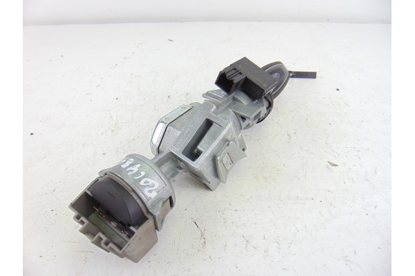 Antirrobo / llave contacto, Ford Focus Berlina (CB8) Trend 2011, 6E5T-15607-CA