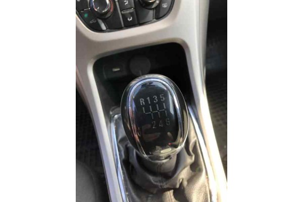 Opel Astra J Sports Tourer Sport 2011 para piezas | Desguace Gandia SL