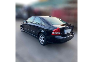 Volvo S40 Berlina 1.6 D Kinetic 2006 para piezas | Desguace Gandia SL